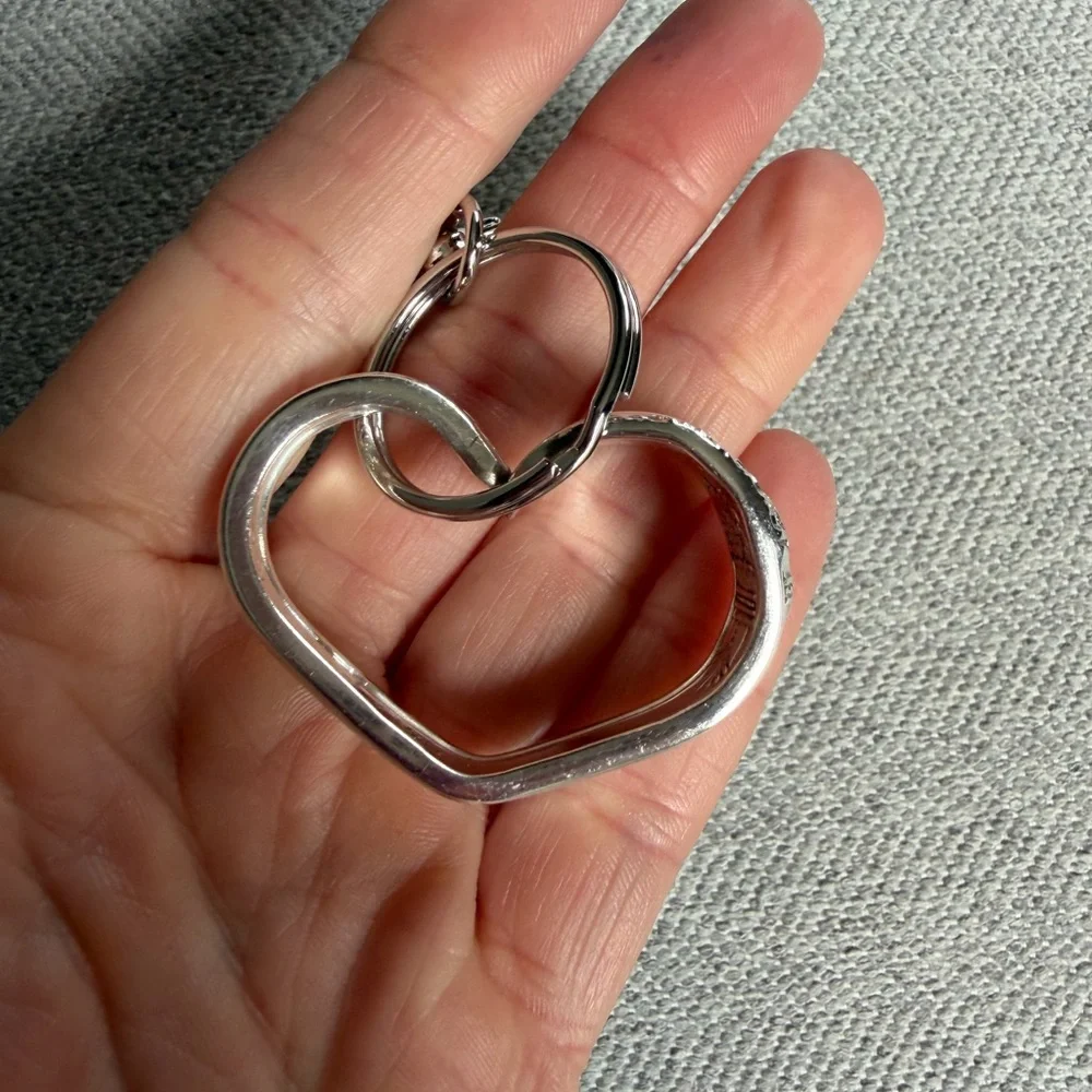 First Love Heart Keychain - Picture 5 of 6